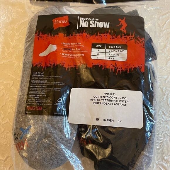 💥Boys Hanes  2 6 Pk Cushion No Show Socks 3-9 - Picture 5 of 6